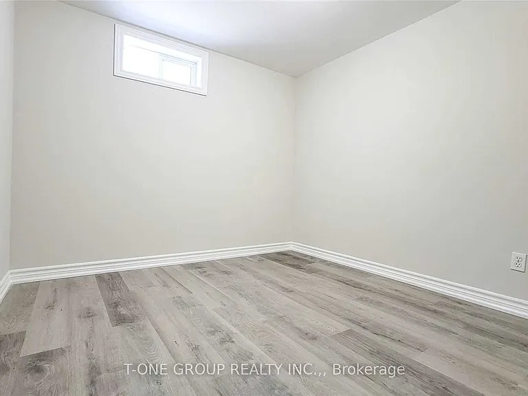 97 Briarscross Blvd #BASEMENT — Photo 6