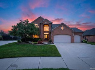 50414 Greycoat Ln, Macomb, MI 48044