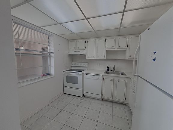2nd image of 1015 Country Club Drive #205