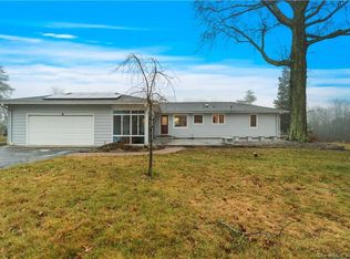 341 Amity Rd, Bethany, CT 06524