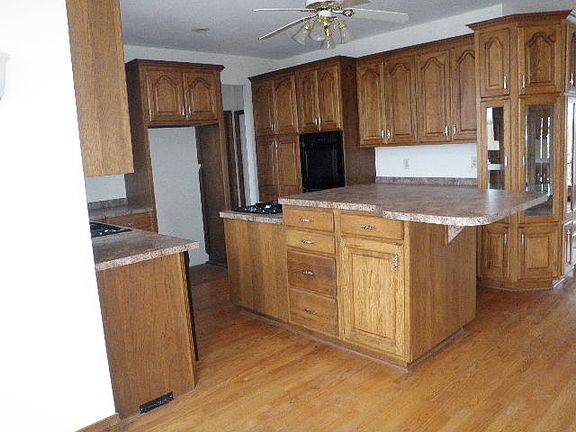 2nd image of 2963 Hickory Ln