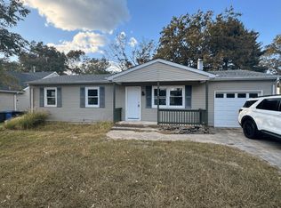 128 Reel Ave, Manahawkin, NJ 08050