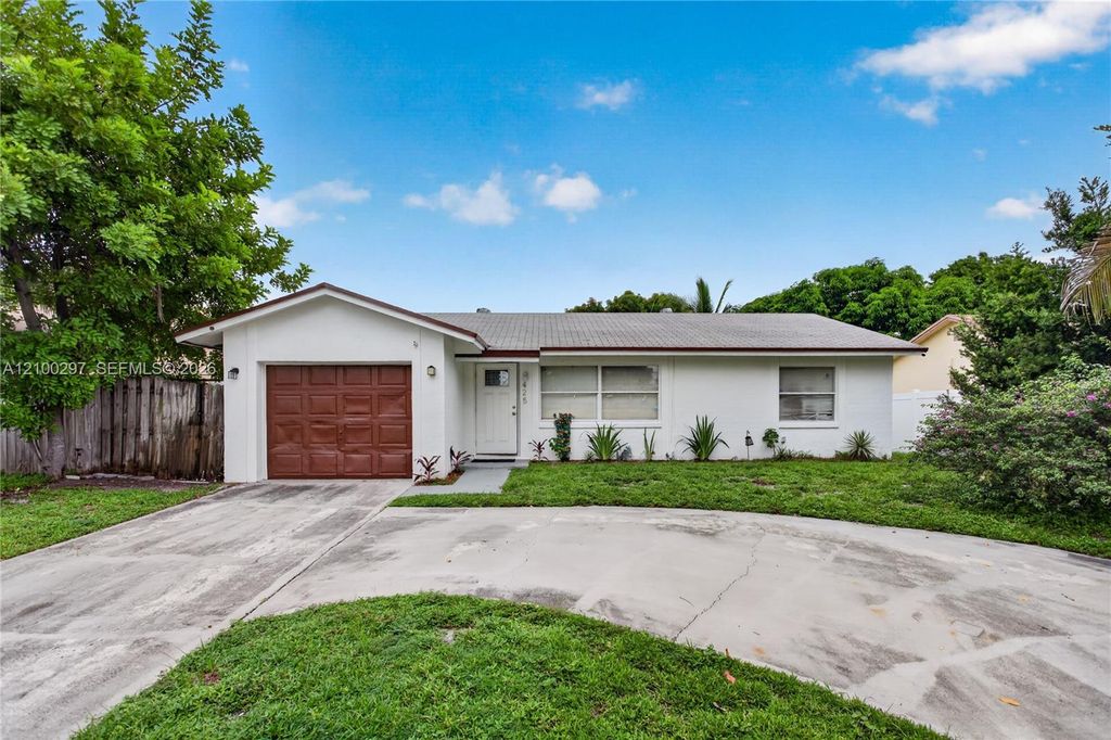 425 NW 18th Ct, Pompano Beach