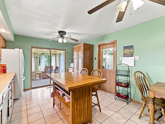 5th image of 3244 280th St
