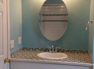 104 W Wayne St, Durand, MI