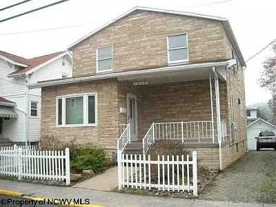 624 W Virginia Ave photo 1