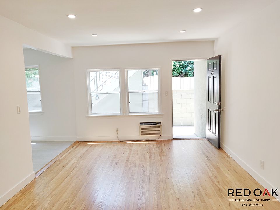 1st image of 11908 Burbank Blvd #23