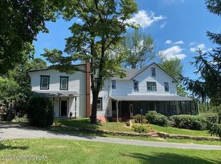 330 Breezewood Dr, Lehighton, PA 18235