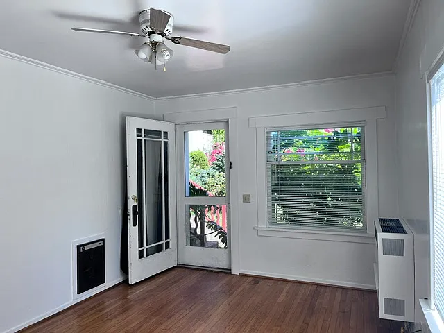 321 Walnut Ave #321 — Photo 3