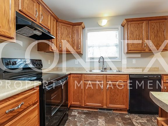 5th image of 3916 Benjamin Dr