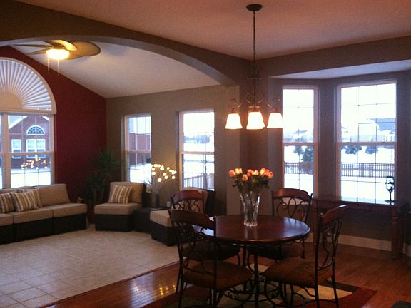 5th image of 9770 Old Creek Ct