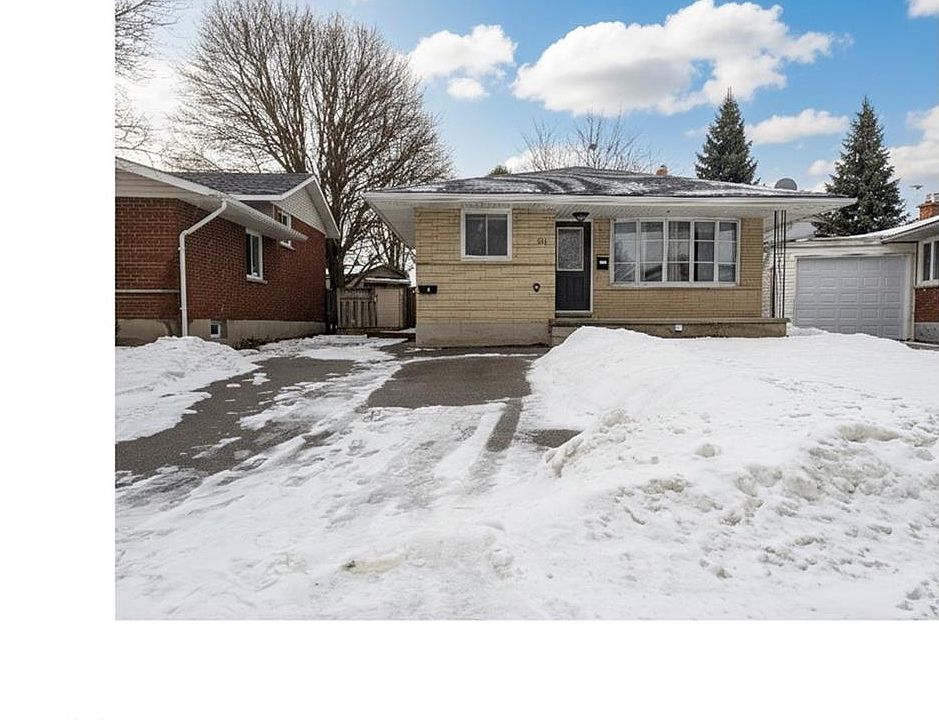 1st image of 61 Bosworth Cres
