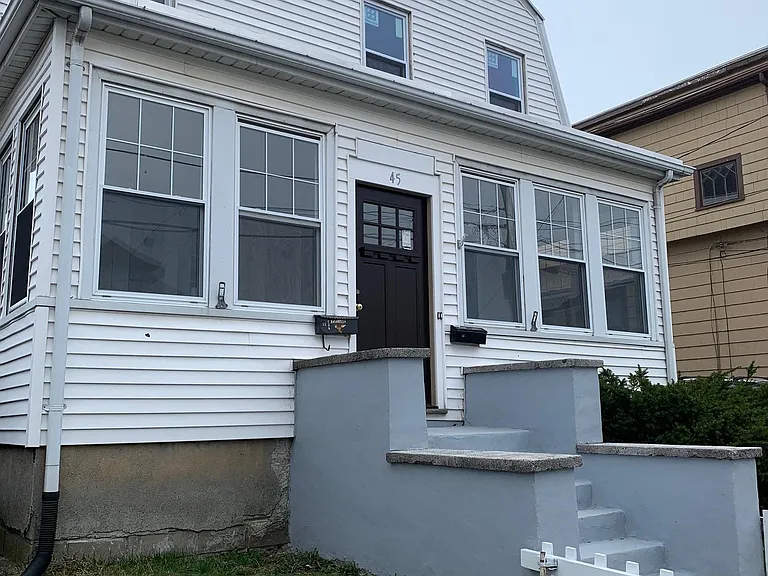 45 Carleton St #2 — Photo 14