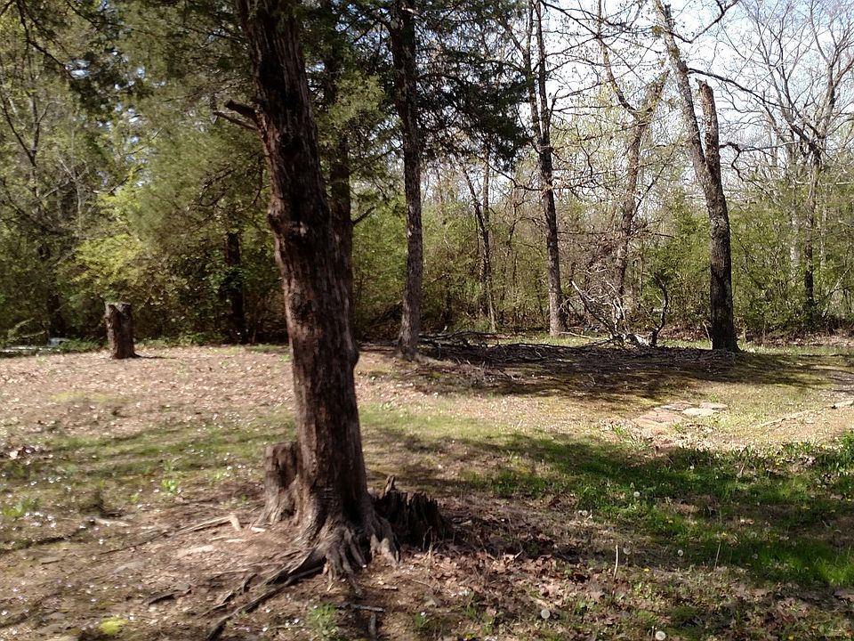 2nd image of 462400 E 1023 Rd