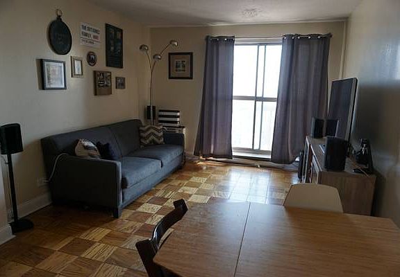 2nd image of 1990 Lexington Ave APT 32E