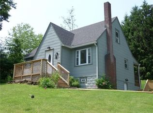 3252 Conway Wallrose Rd, Baden, PA 15005