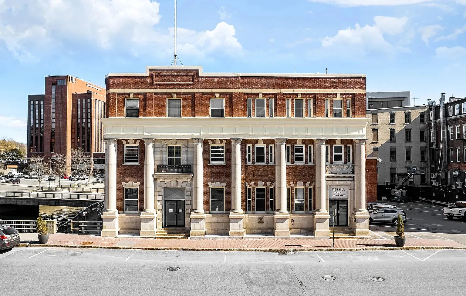 The Hammond — Photo 1