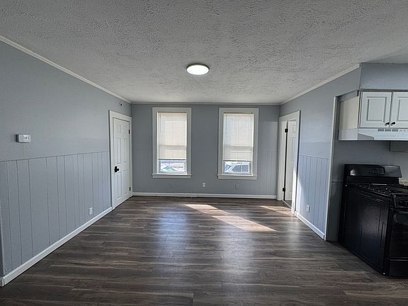4th image of 165-175 Conant St #175-1