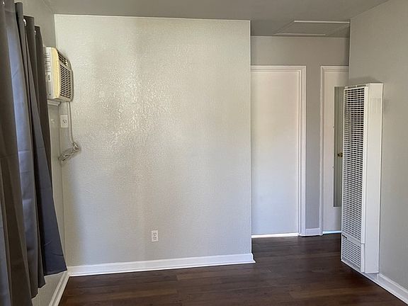 2nd image of 528 N 5th Ave