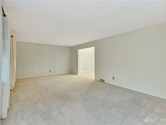 4th image of 505 Glenview Dr