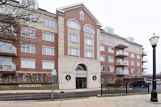 1st image of 14 S Ashland Ave APT 507