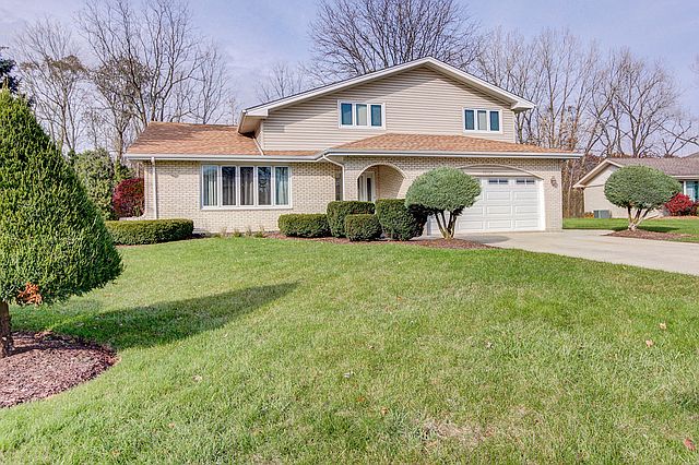 1st image of 12324 W Forest View Dr
