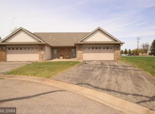 9485 Stoneridge Ct, Monticello, MN 55362