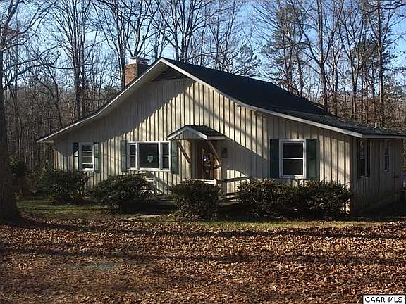3rd image of 241 Thomas Farm Ln