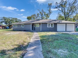 1009 Ruby Ln, Orange, TX 77630