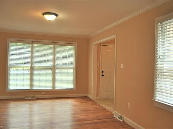 5th image of 2309 Albright Dr