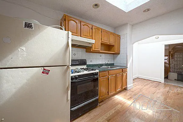 Rented by Ideal Properties Group | media 20