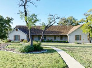 122 Oak Hampton Trl, Ingram, TX 78025