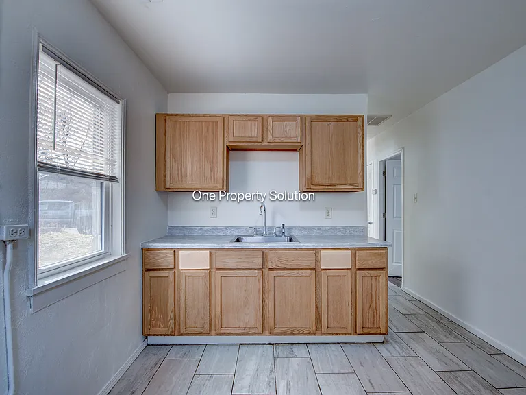 2453 Prospect St — Photo 1