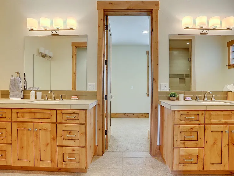 1789 NW Wild Rye Cir — Photo 18