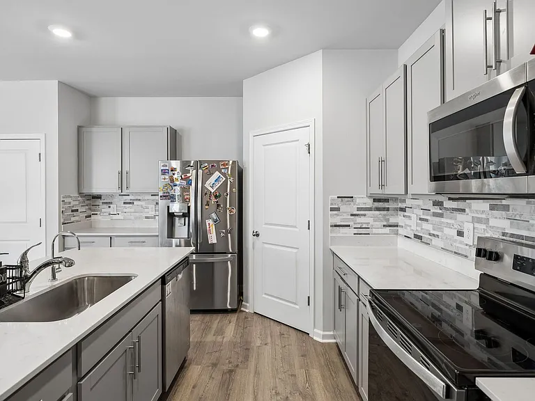 4922 Barnburgh Ln — Photo 16
