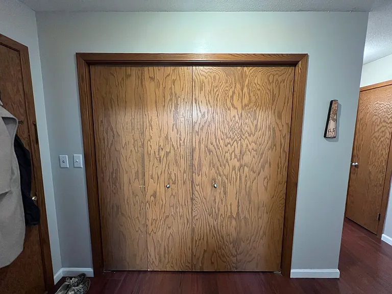 5725 Blake Rd S #104 — Photo 8