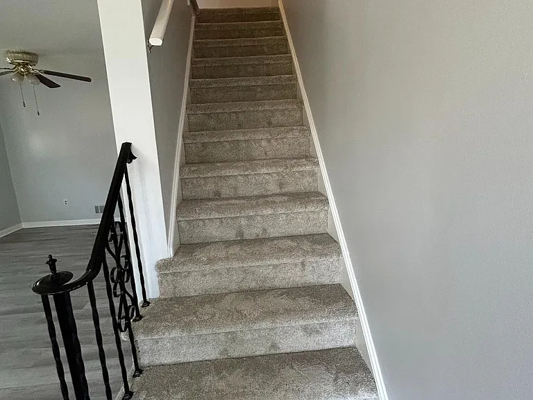 15 E Avon Rd — Photo 5