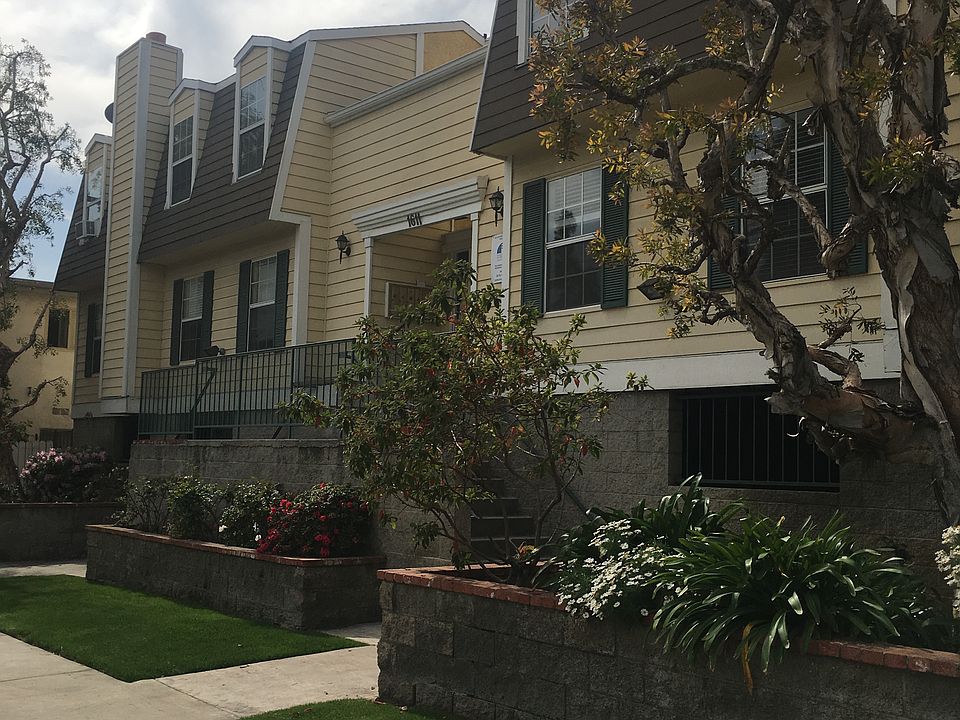 1st image of 1611 S Bundy Dr APT 01