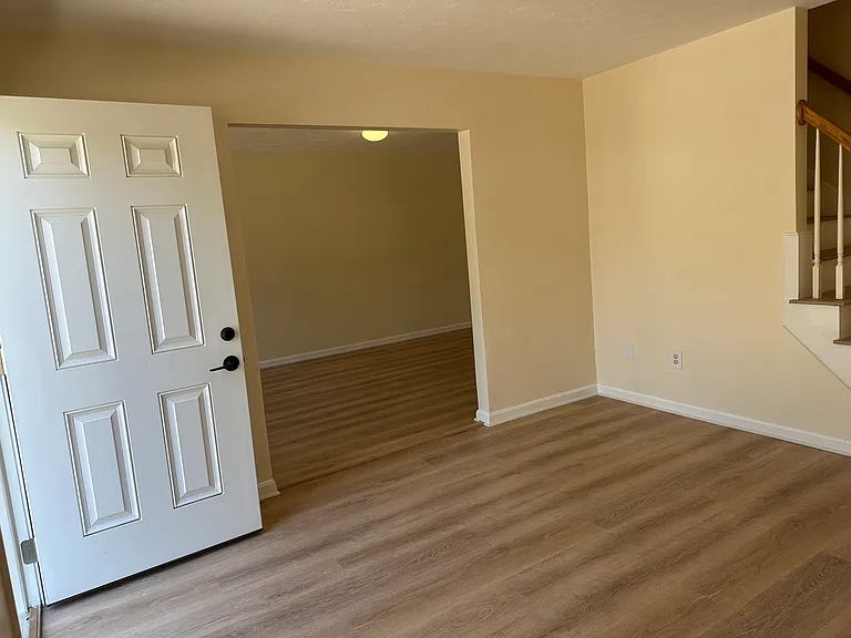 525 Water St #2 — Photo 4