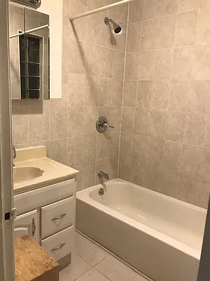 Rented by A Class Realty International | media 8