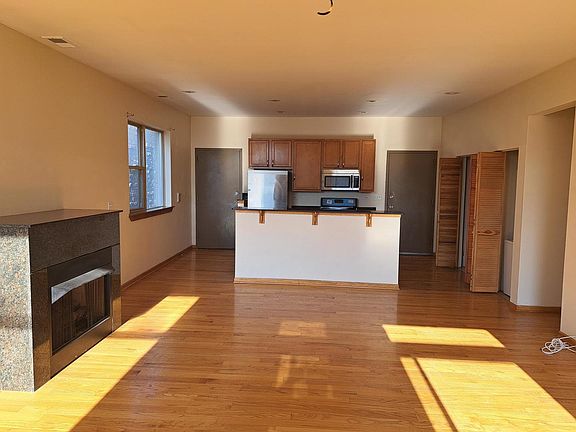3rd image of 6609 S Kimbark Ave APT 4B