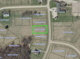 3-524 Fawn Ridge Dr, Lanark, IL 61046