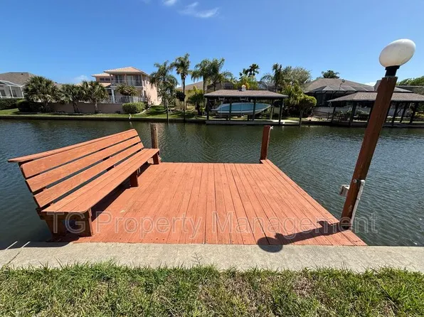 20 Clarendon Ct N, Palm Coast, FL 32137