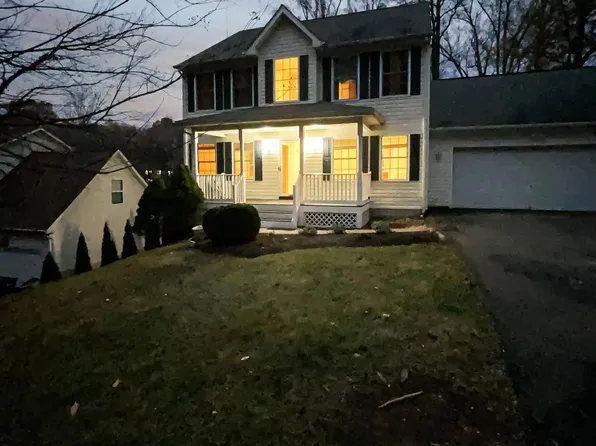 243 Morton Rd, Fredericksburg, VA 22405