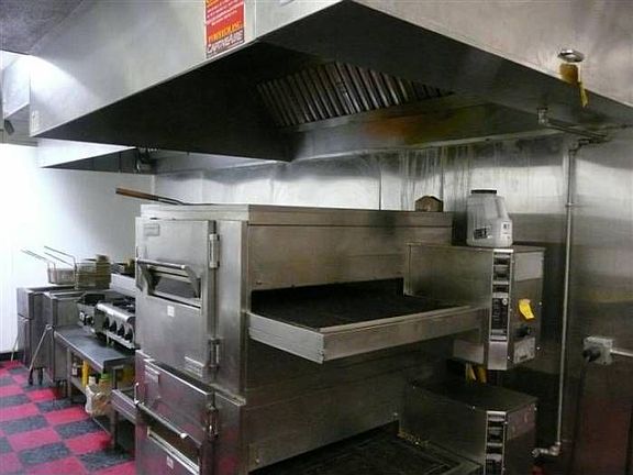 4th image of 8502 Olive Blvd