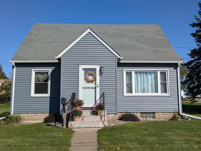 103 3rd Ave SW, Waukon, IA, 52172