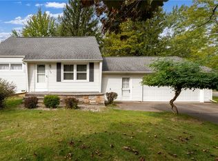 100 Paradise Rd, East Amherst, NY 14051