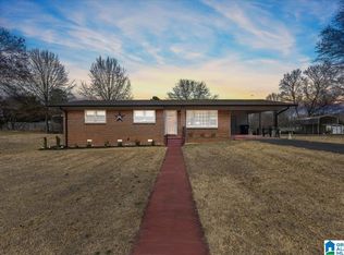 31 Pine Cir, Oneonta, AL 35121