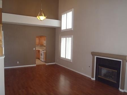 4th image of 9590 Silver Frost St