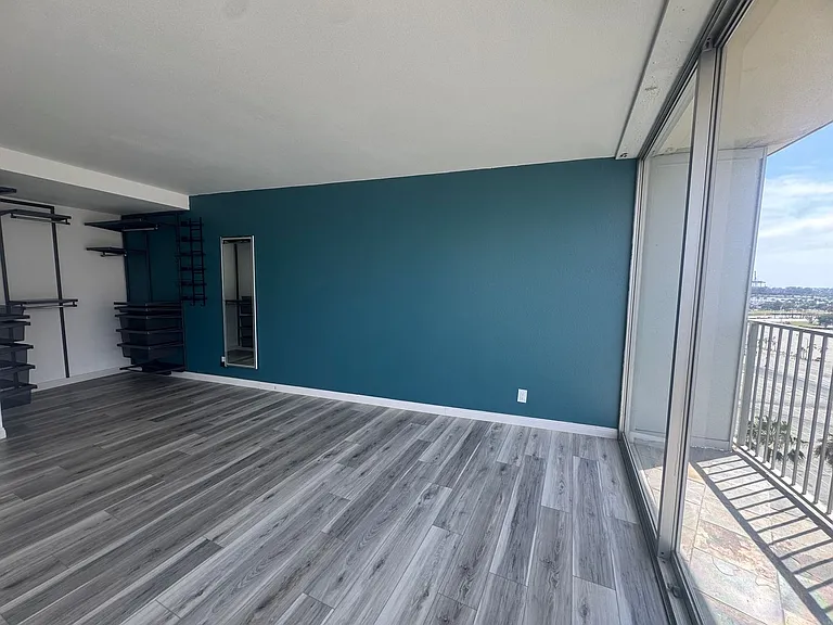 700 E Ocean Blvd #1401 — Photo 9